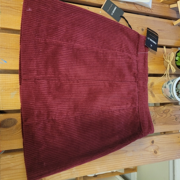 Button down corduroy skirt - Picture 2 of 2